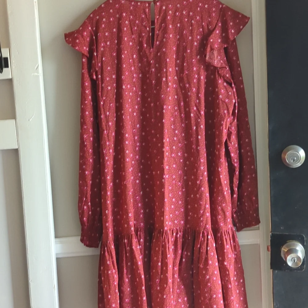 Ann Taylor Floral Ruffle Trim Shift Dress In RED Wild Hibiscus/ XLTALL Fall Mini - Picture 8 of 8